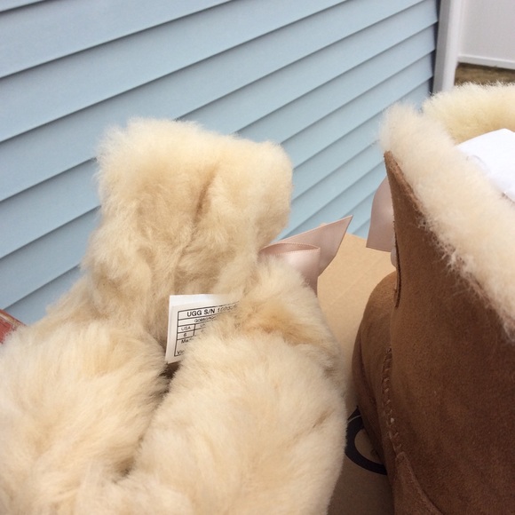 UGG GITA BOW MINI - Picture 7 of 7